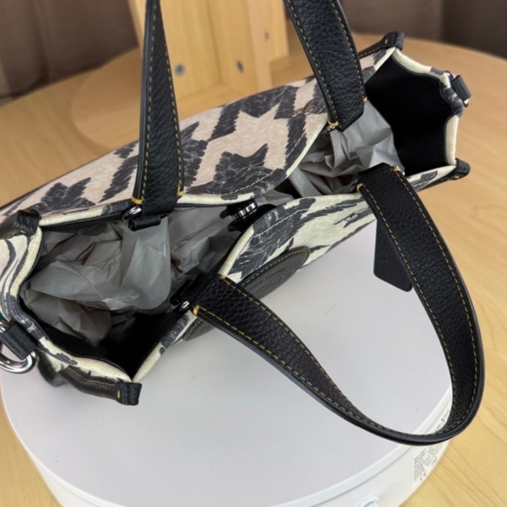 COACH - Dempsey Tote 22 WithHoundstooth Print And Patch - Picture 8 of 15